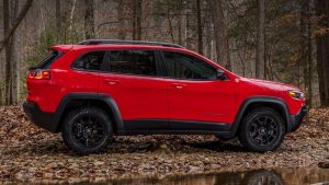 2019-Jeep-Cherokee-Red