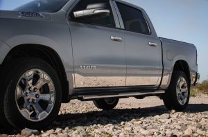 2019-RAM-1500-Ext-Silver