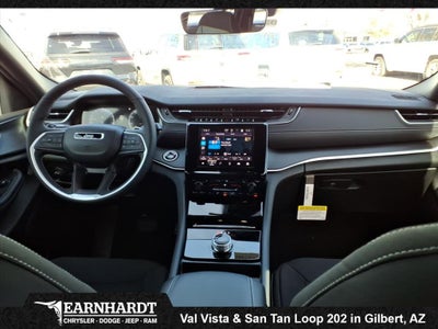 2025 Jeep Grand Cherokee Laredo X