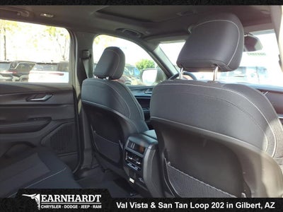 2025 Jeep Grand Cherokee Laredo X