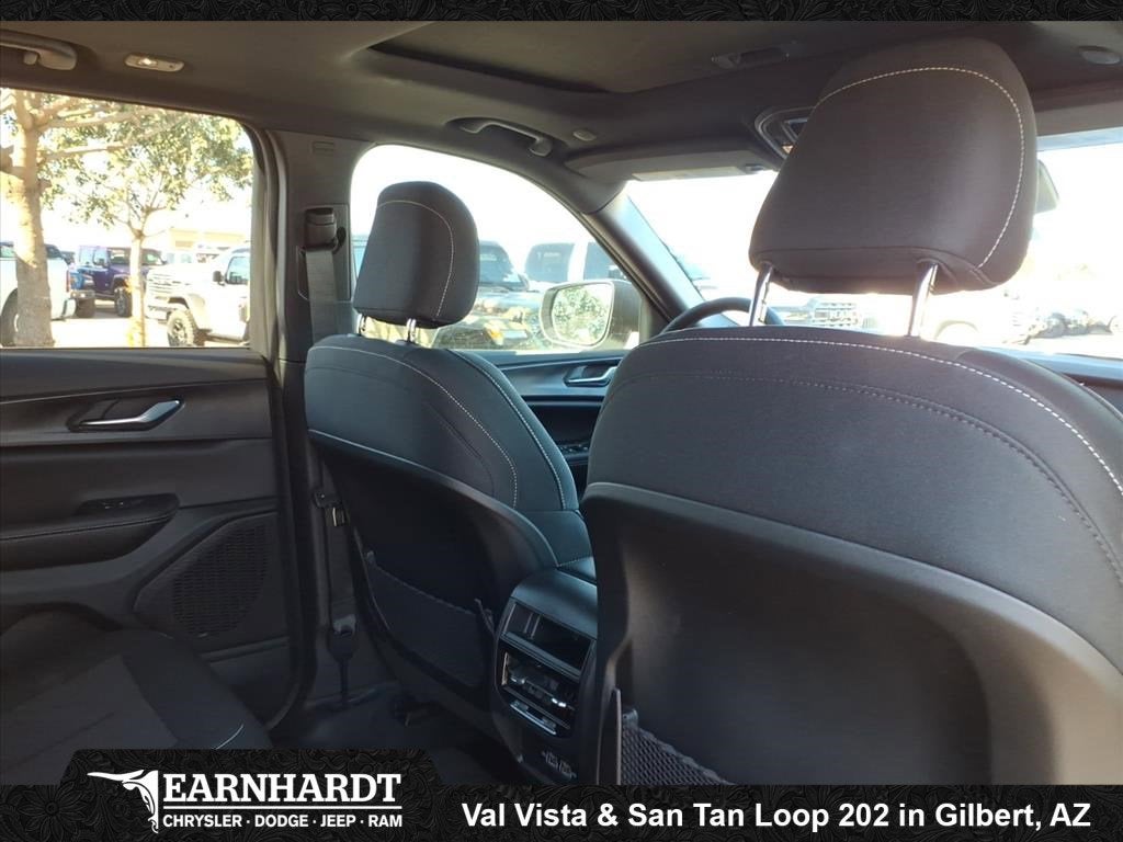 2025 Jeep Grand Cherokee Laredo X