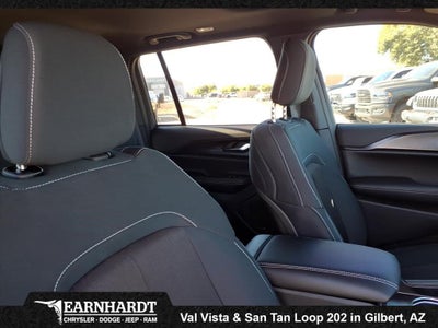 2025 Jeep Grand Cherokee Laredo X