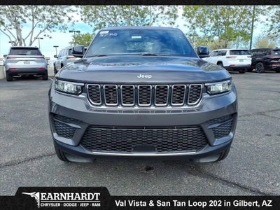 2025 Jeep Grand Cherokee Laredo