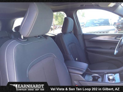 2025 Jeep Grand Cherokee Laredo X