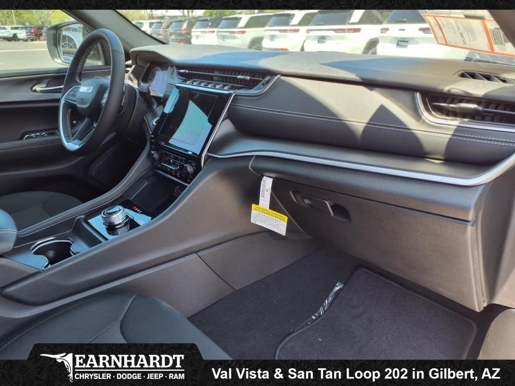 2025 Jeep Grand Cherokee Laredo X