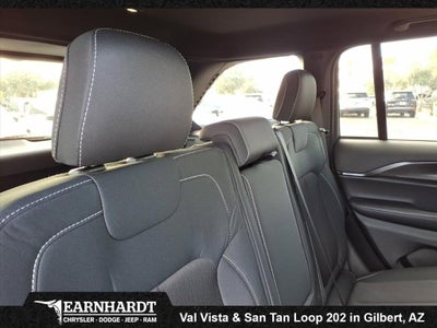 2025 Jeep Grand Cherokee Laredo X