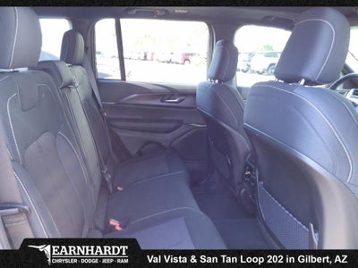 2025 Jeep Grand Cherokee Laredo X