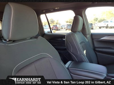 2025 Jeep Grand Cherokee LARE