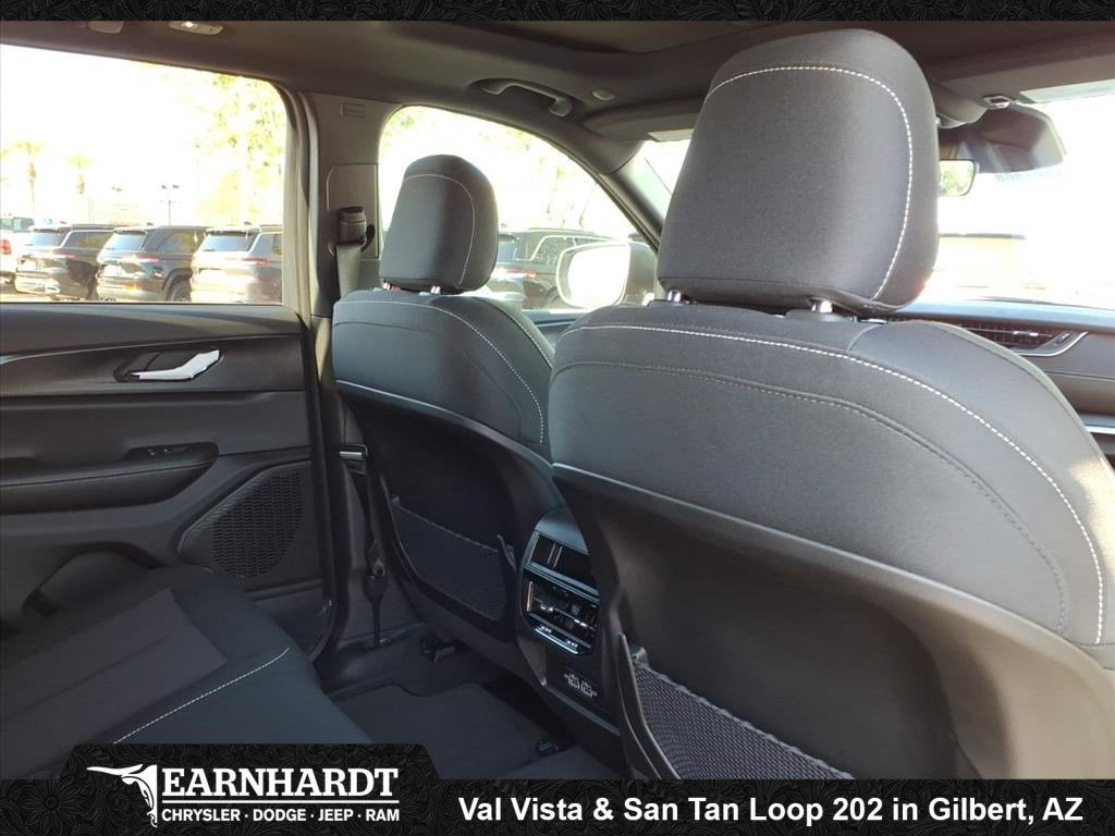 2025 Jeep Grand Cherokee LARE