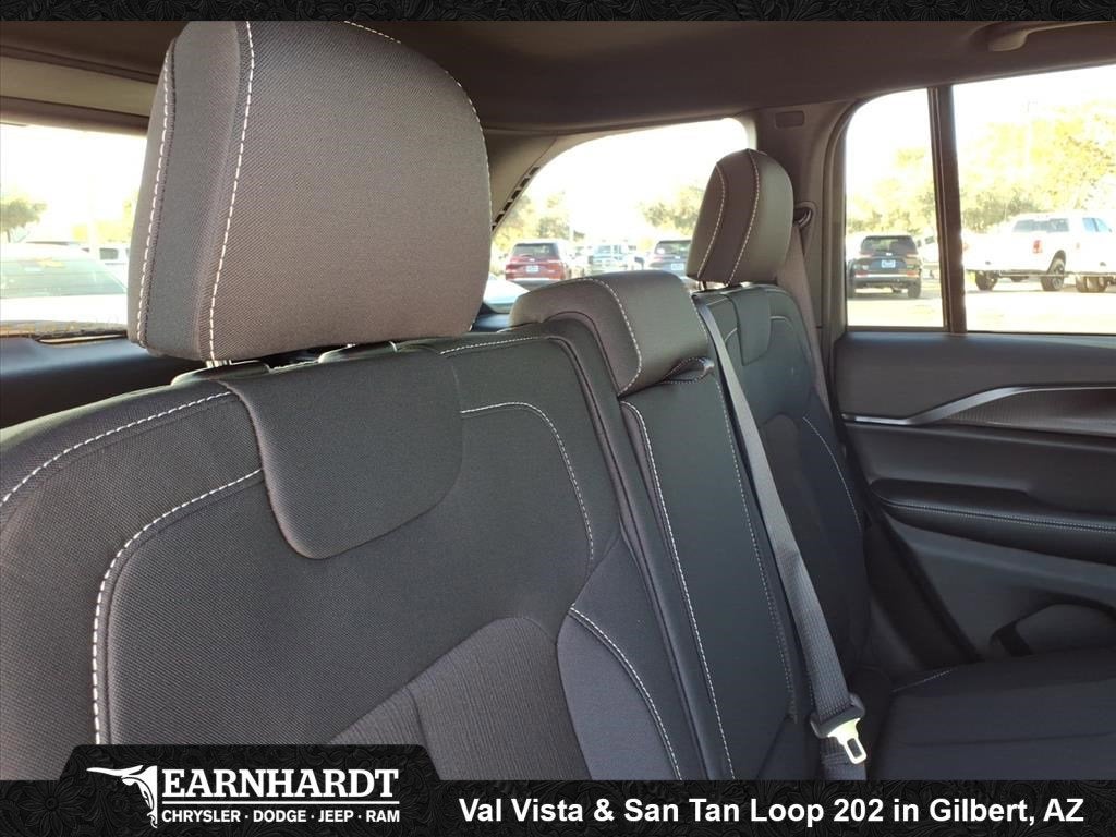 2025 Jeep Grand Cherokee LARE