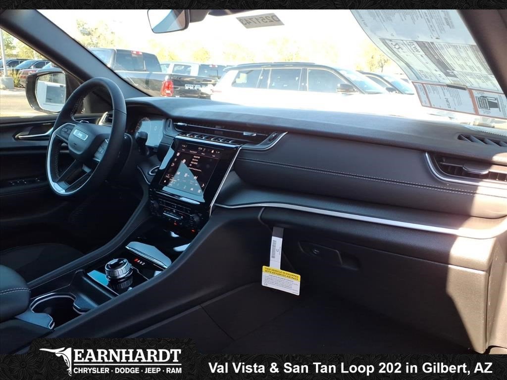 2025 Jeep Grand Cherokee LARE