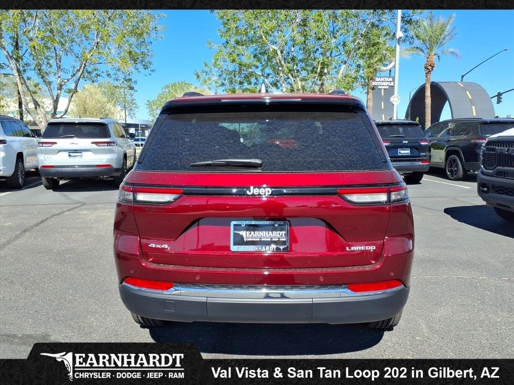 2025 Jeep Grand Cherokee Laredo