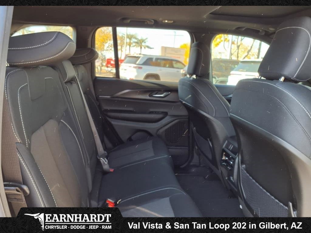 2025 Jeep Grand Cherokee LARE