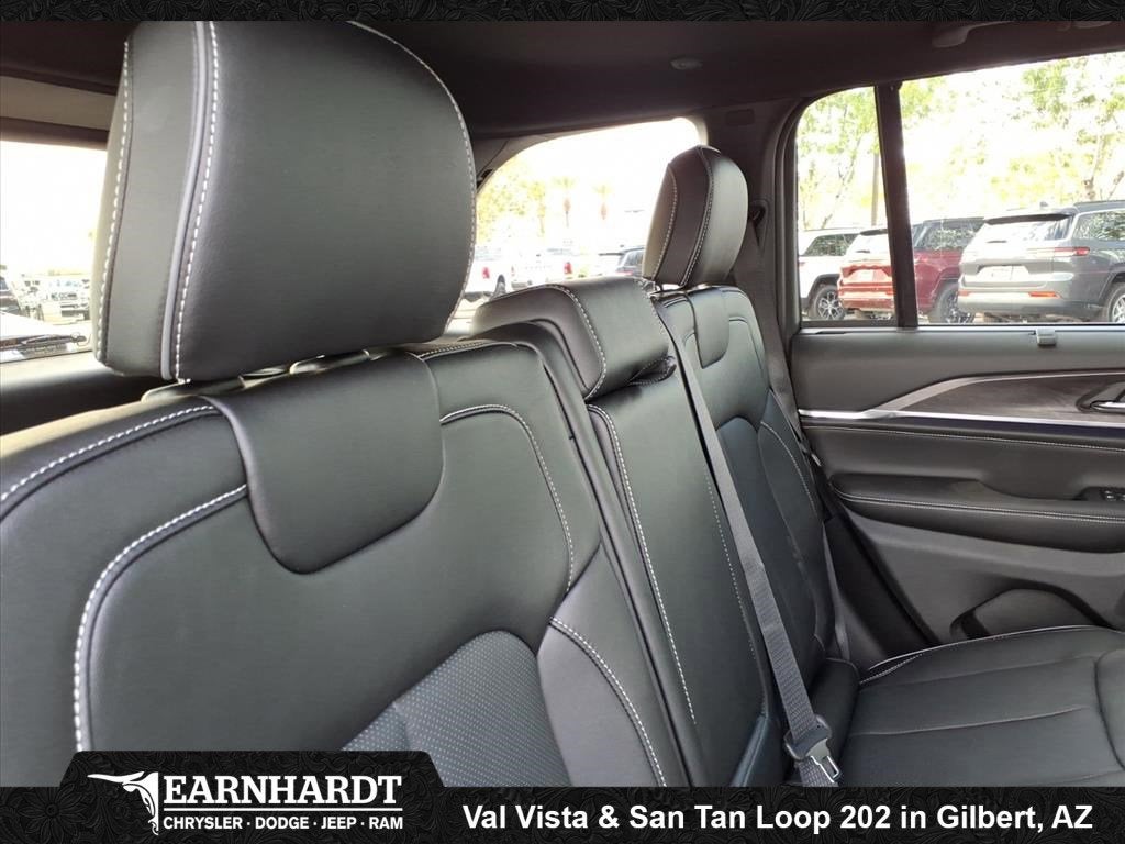 2025 Jeep Grand Cherokee Overland