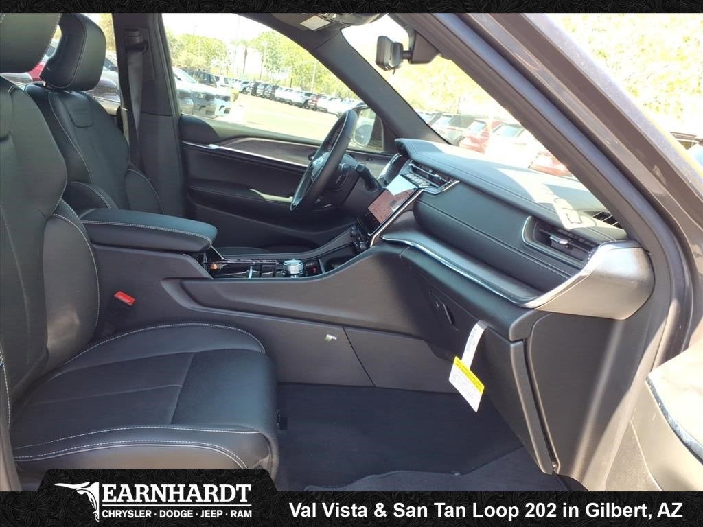 2025 Jeep Grand Cherokee Overland