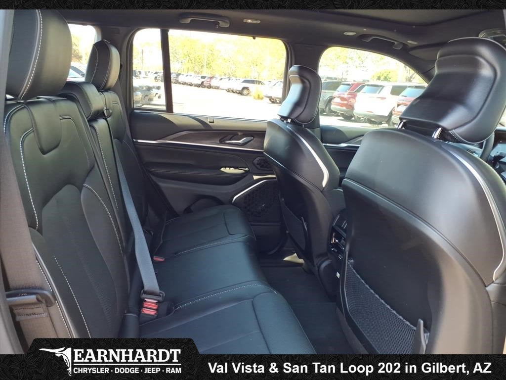 2025 Jeep Grand Cherokee Overland