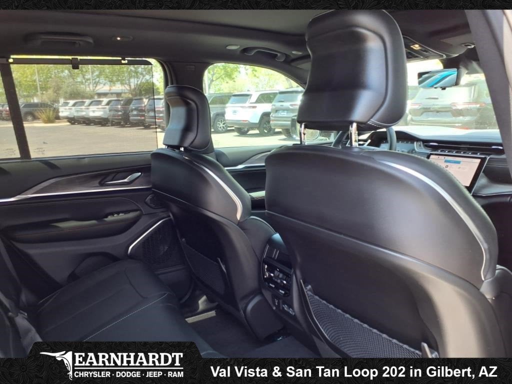 2025 Jeep Grand Cherokee Overland