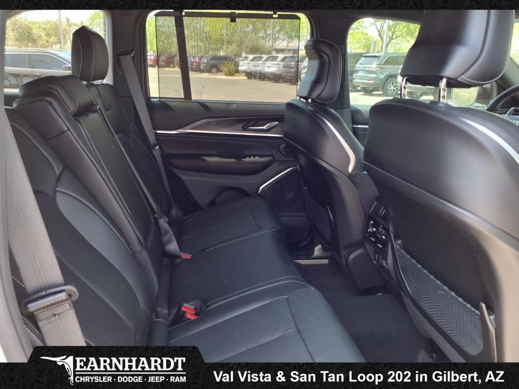 2025 Jeep Grand Cherokee Overland