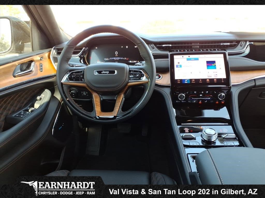 2025 Jeep Grand Cherokee Summit Reserve