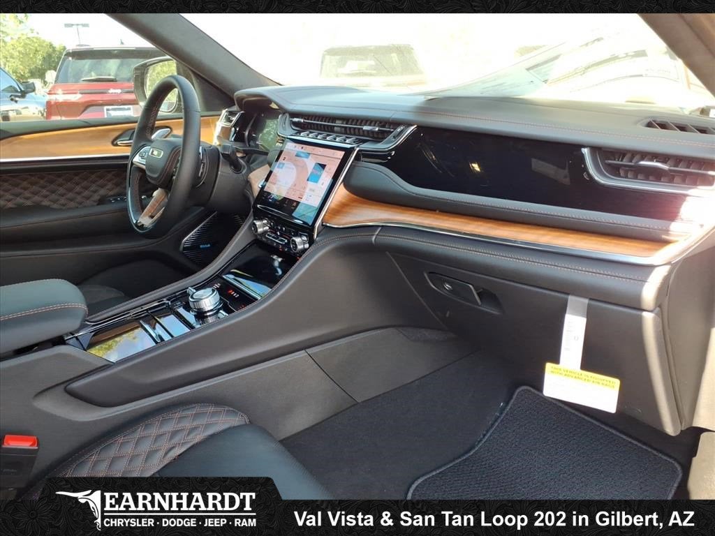 2025 Jeep Grand Cherokee Summit Reserve