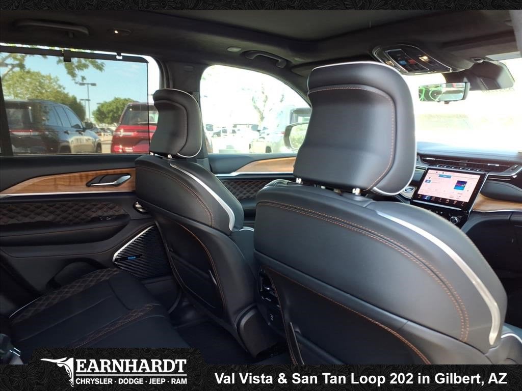 2025 Jeep Grand Cherokee Summit Reserve