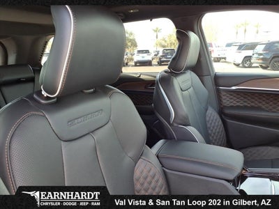 2025 Jeep Grand Cherokee Summit