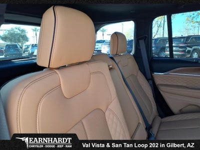 2025 Jeep Grand Cherokee Summit Reserve