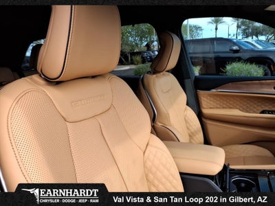 2025 Jeep Grand Cherokee Summit Reserve