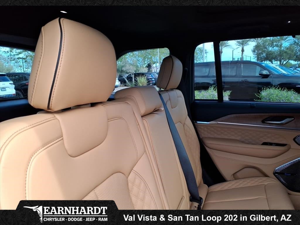 2025 Jeep Grand Cherokee Summit Reserve