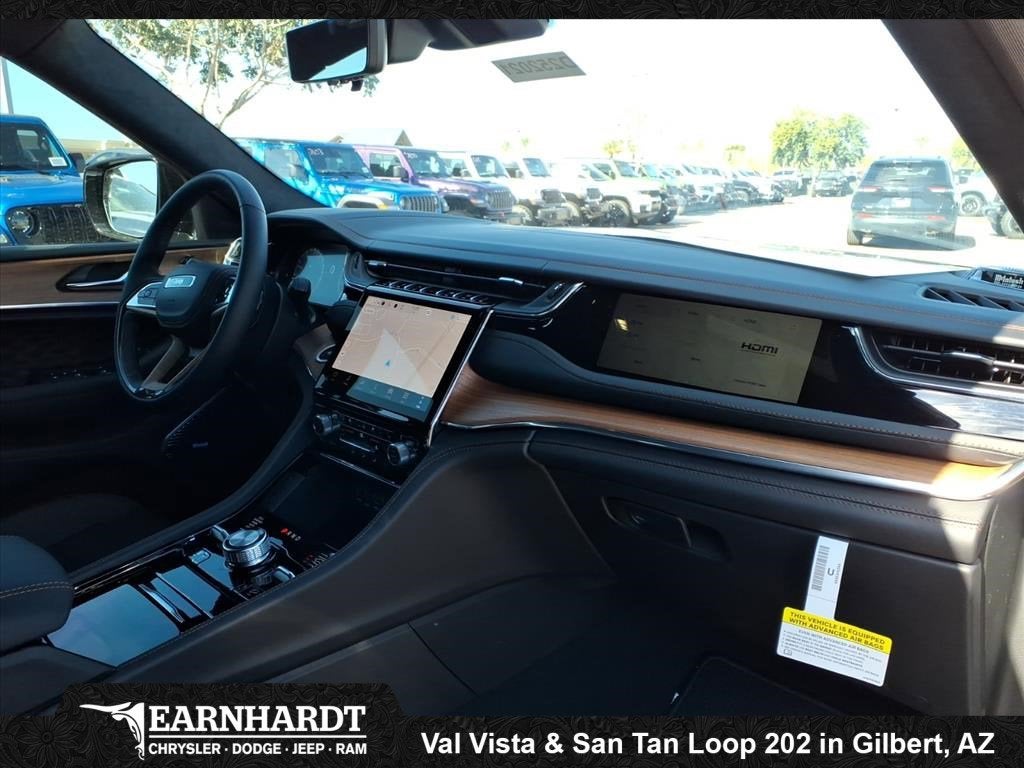 2025 Jeep Grand Cherokee Summit Reserve