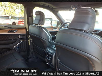 2025 Jeep Grand Cherokee Summit Reserve