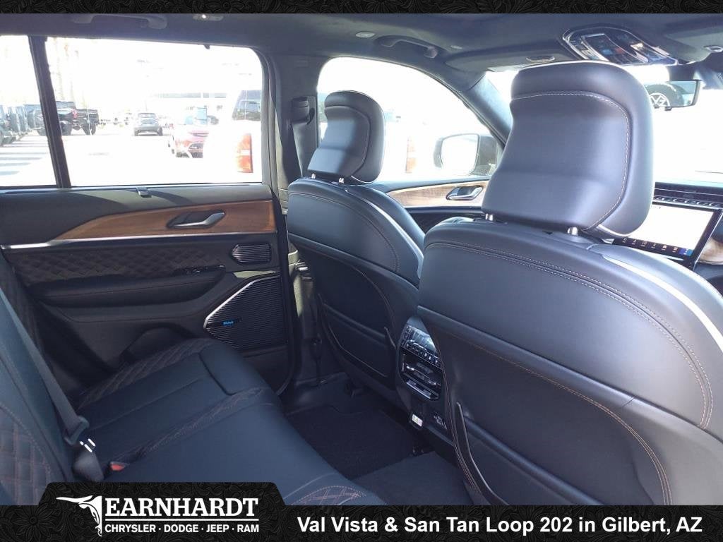 2025 Jeep Grand Cherokee Summit Reserve