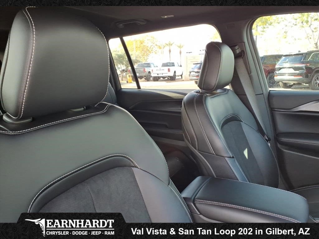 2025 Jeep Grand Cherokee L Altitude X