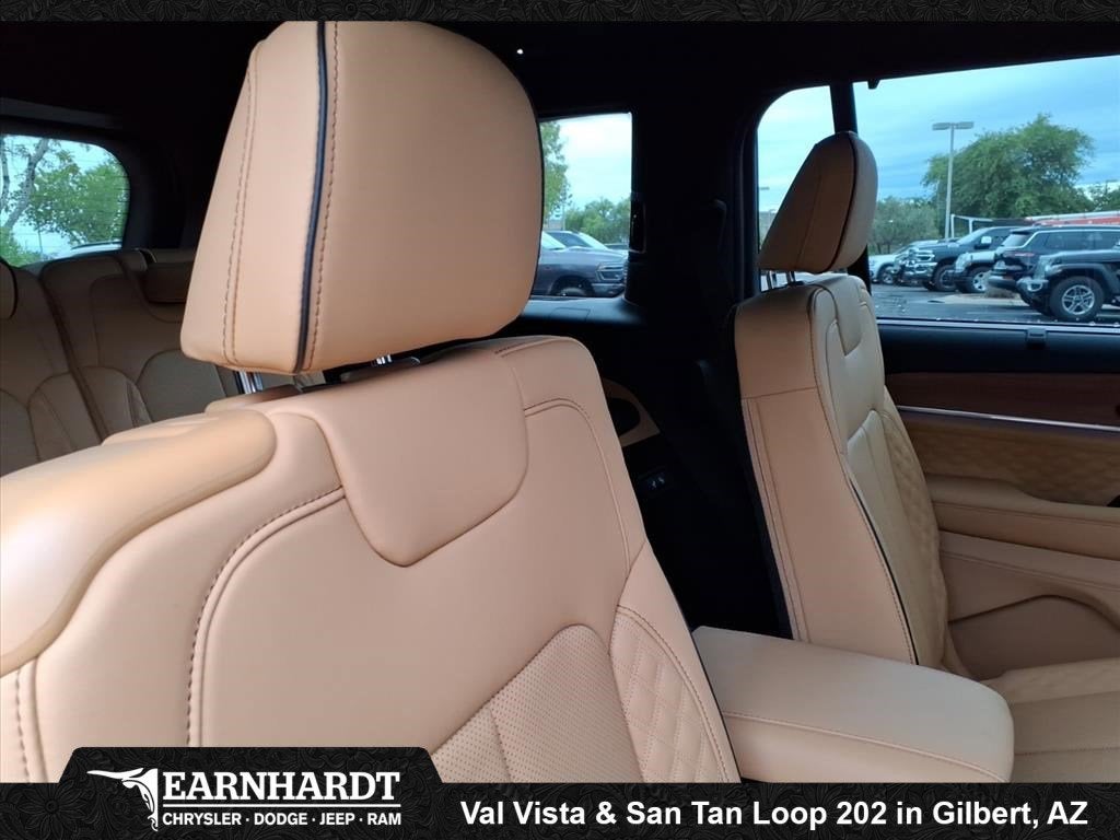 2025 Jeep Grand Cherokee L Summit Reserve