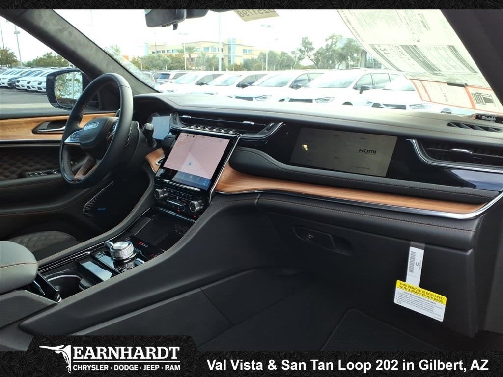 2025 Jeep Grand Cherokee L Summit Reserve