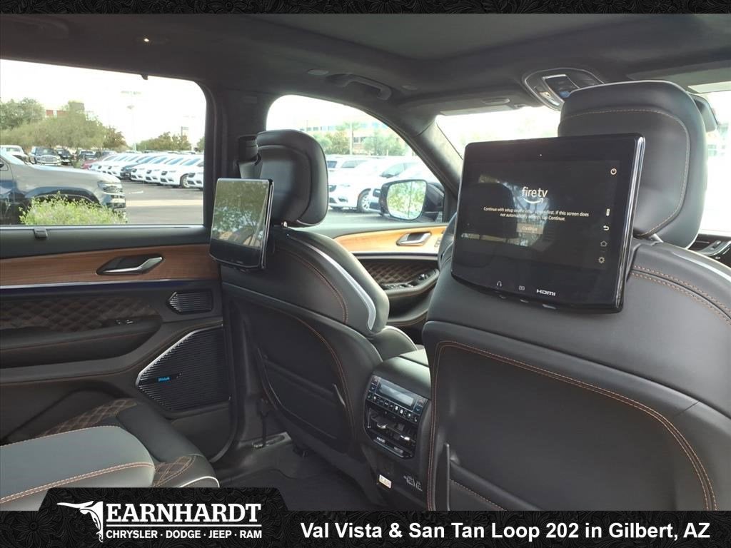 2025 Jeep Grand Cherokee L Summit Reserve