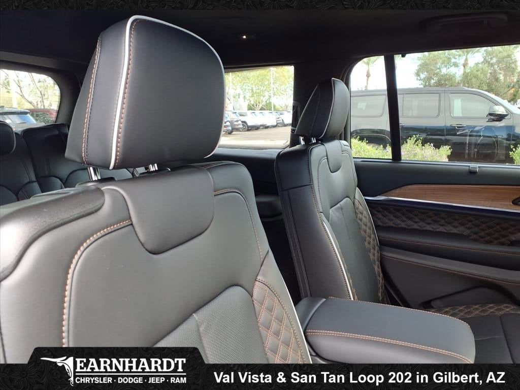 2025 Jeep Grand Cherokee L Summit Reserve