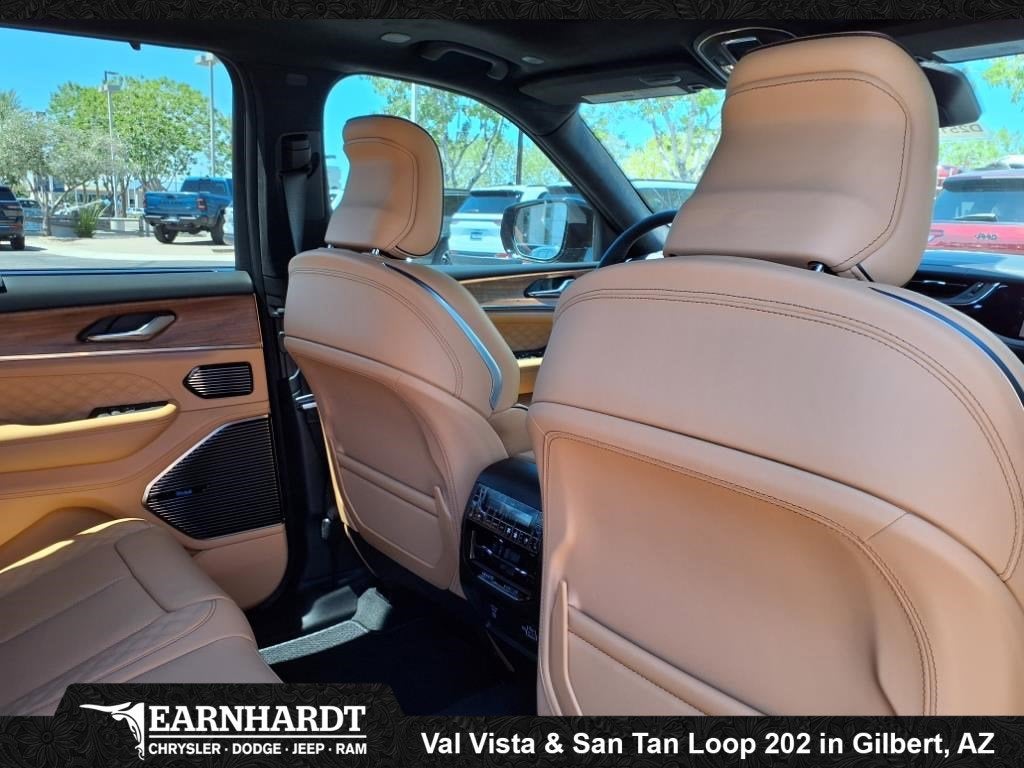 2025 Jeep Grand Cherokee L Summit Reserve