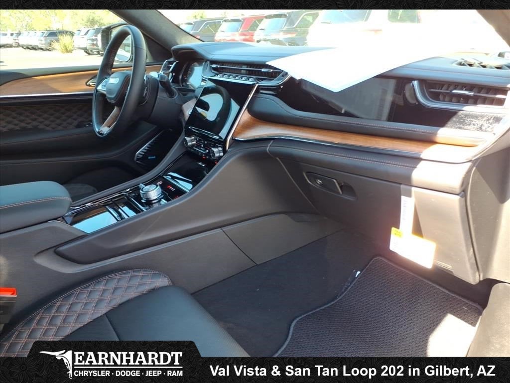 2025 Jeep Grand Cherokee L Summit Reserve