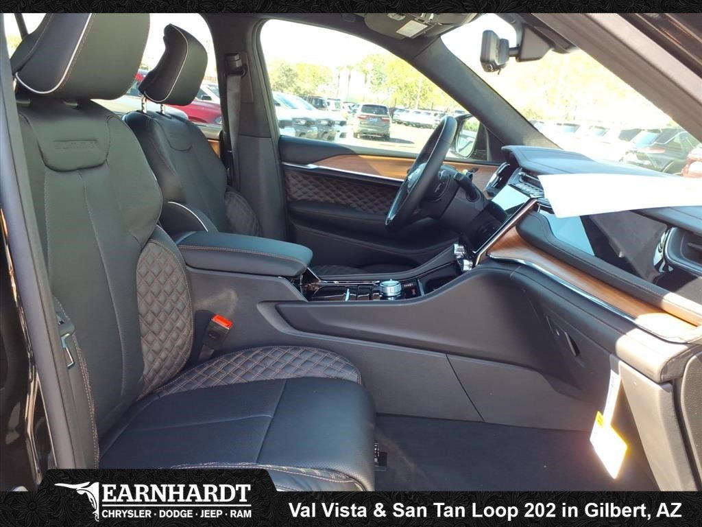 2025 Jeep Grand Cherokee L Summit Reserve