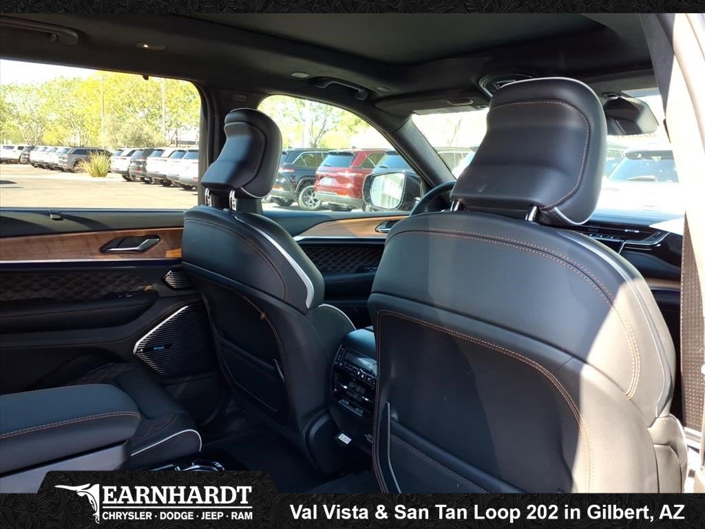 2025 Jeep Grand Cherokee L Summit Reserve