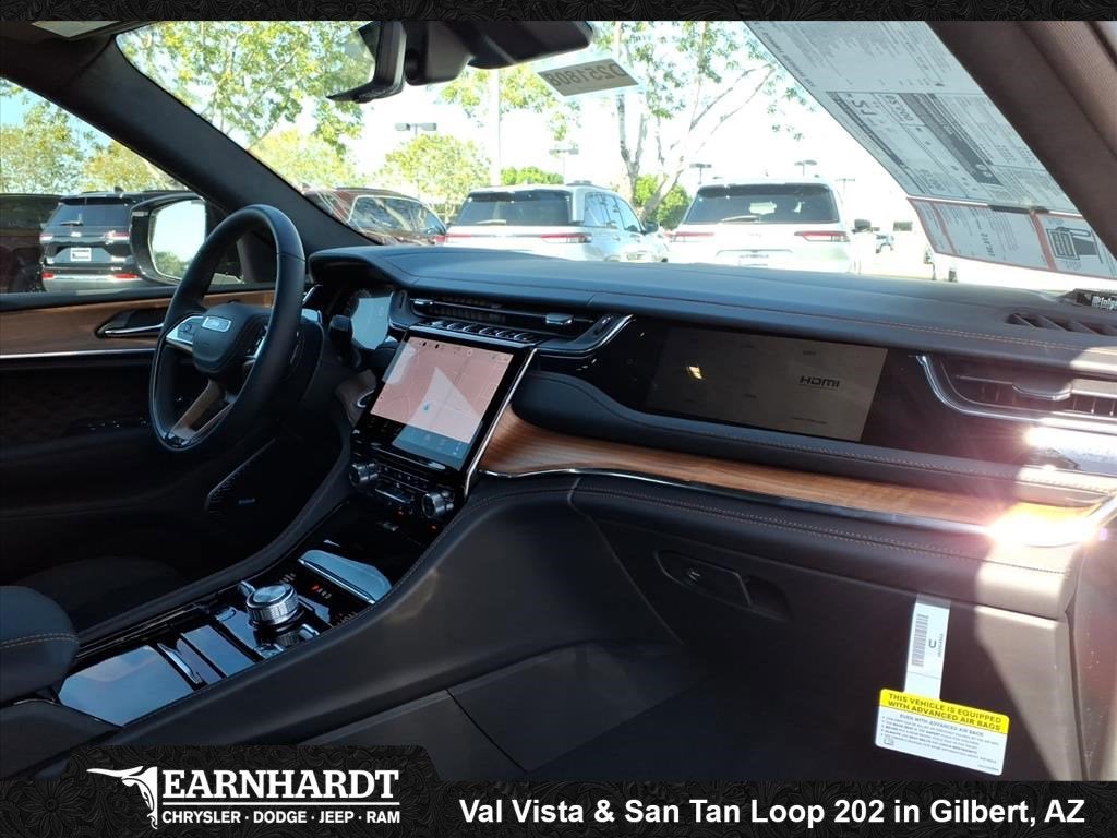 2025 Jeep Grand Cherokee L Summit Reserve