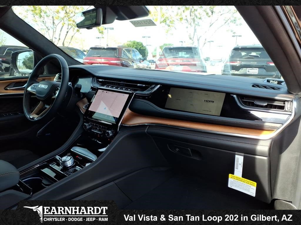 2025 Jeep Grand Cherokee L Summit Reserve