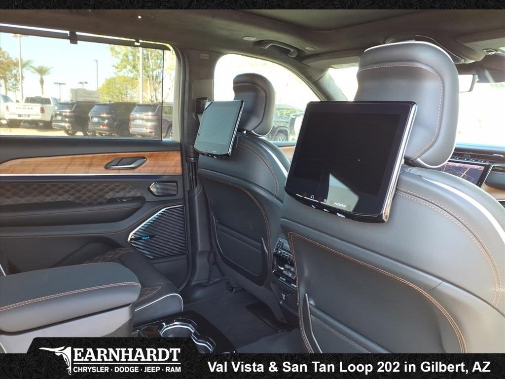 2025 Jeep Grand Cherokee L Summit Reserve