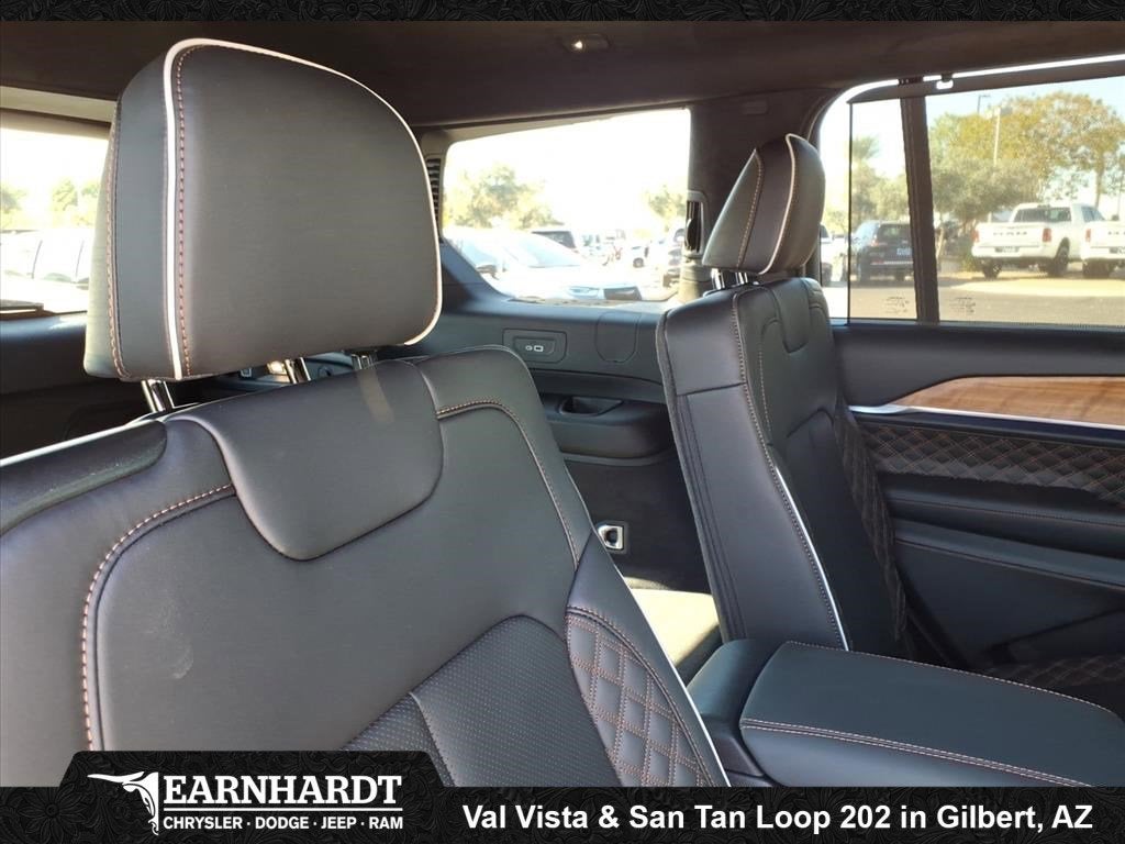 2025 Jeep Grand Cherokee L Summit Reserve