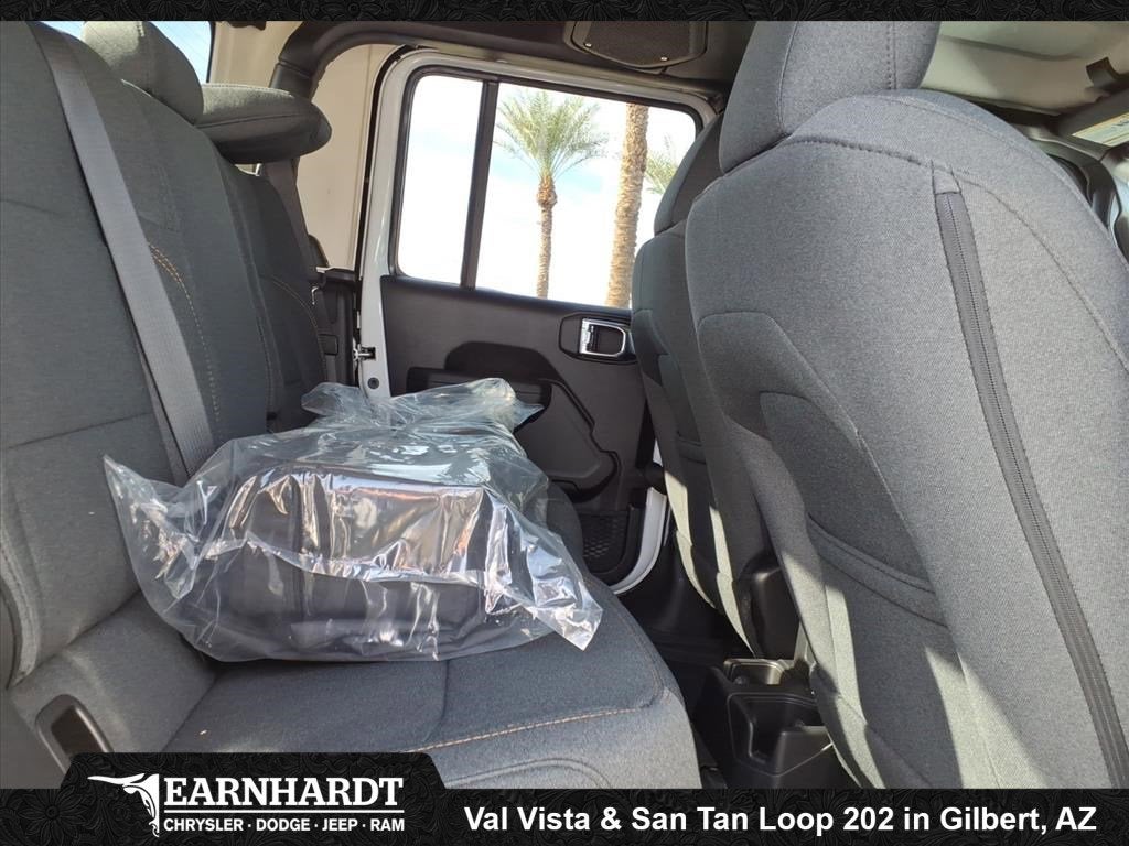 2025 Jeep Gladiator Sport S