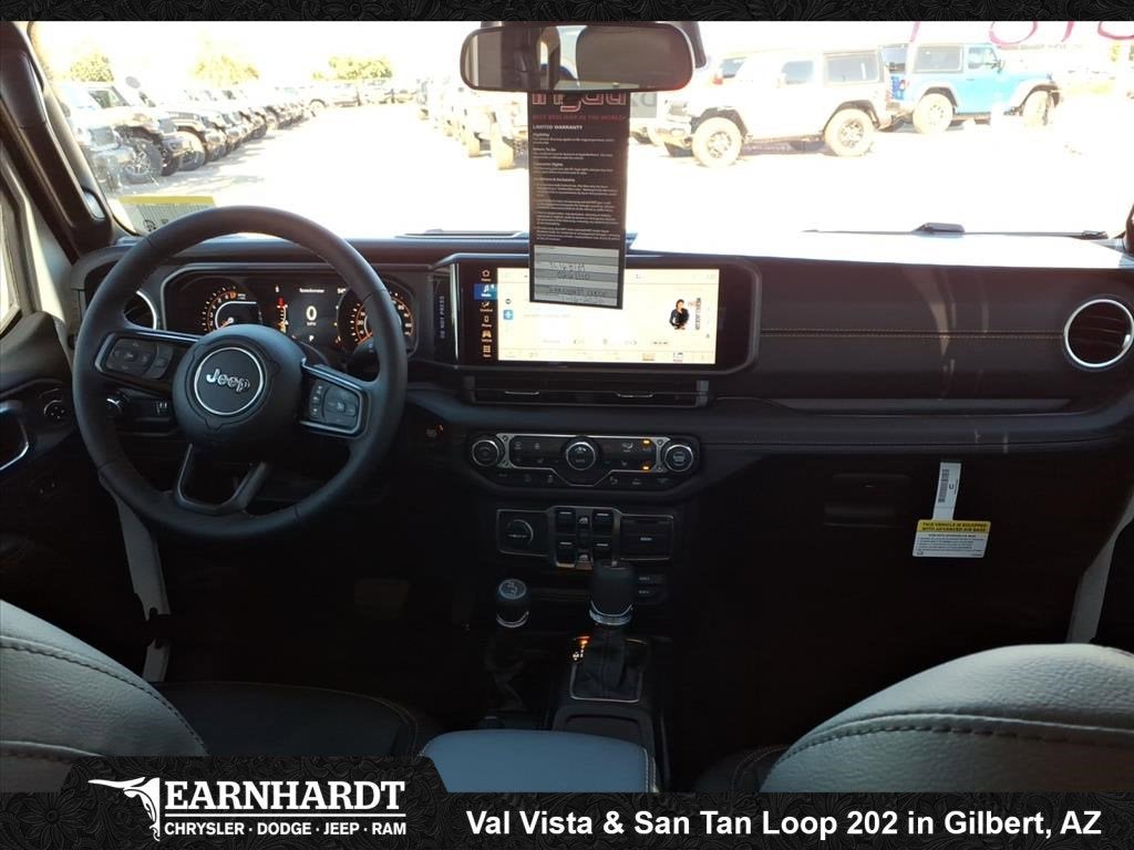 2026 Jeep Gladiator Sahara