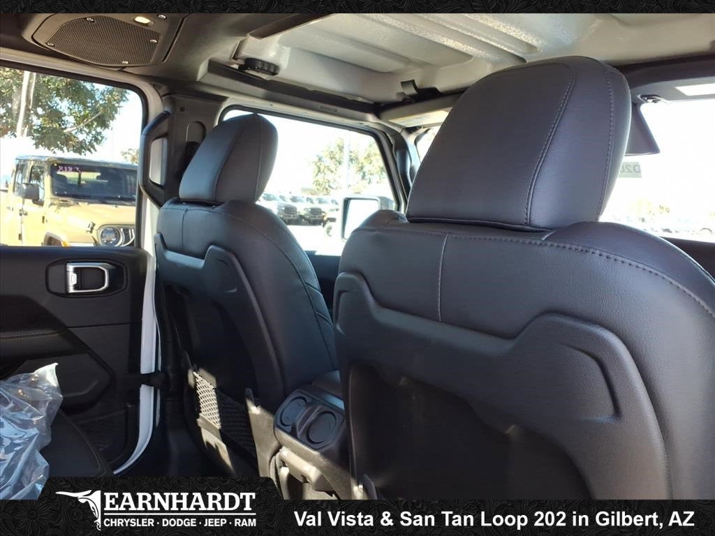 2026 Jeep Gladiator Sahara