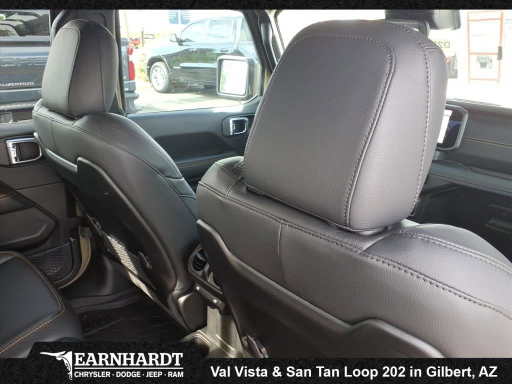 2025 Jeep Gladiator High Tide