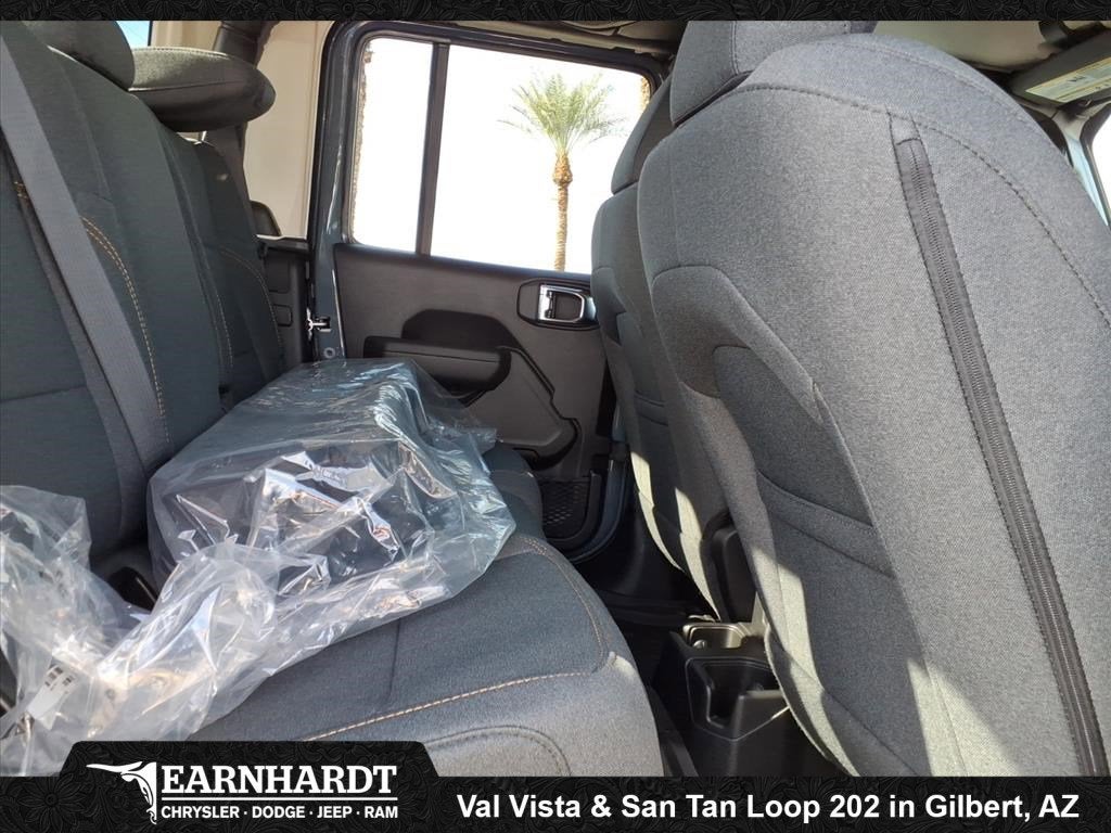 2025 Jeep Gladiator Sport S